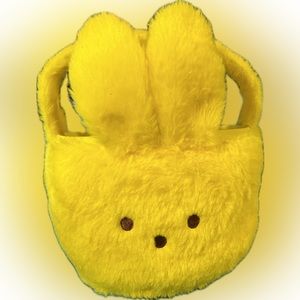 Peeps fuzzy yellow Easter basket NWT
